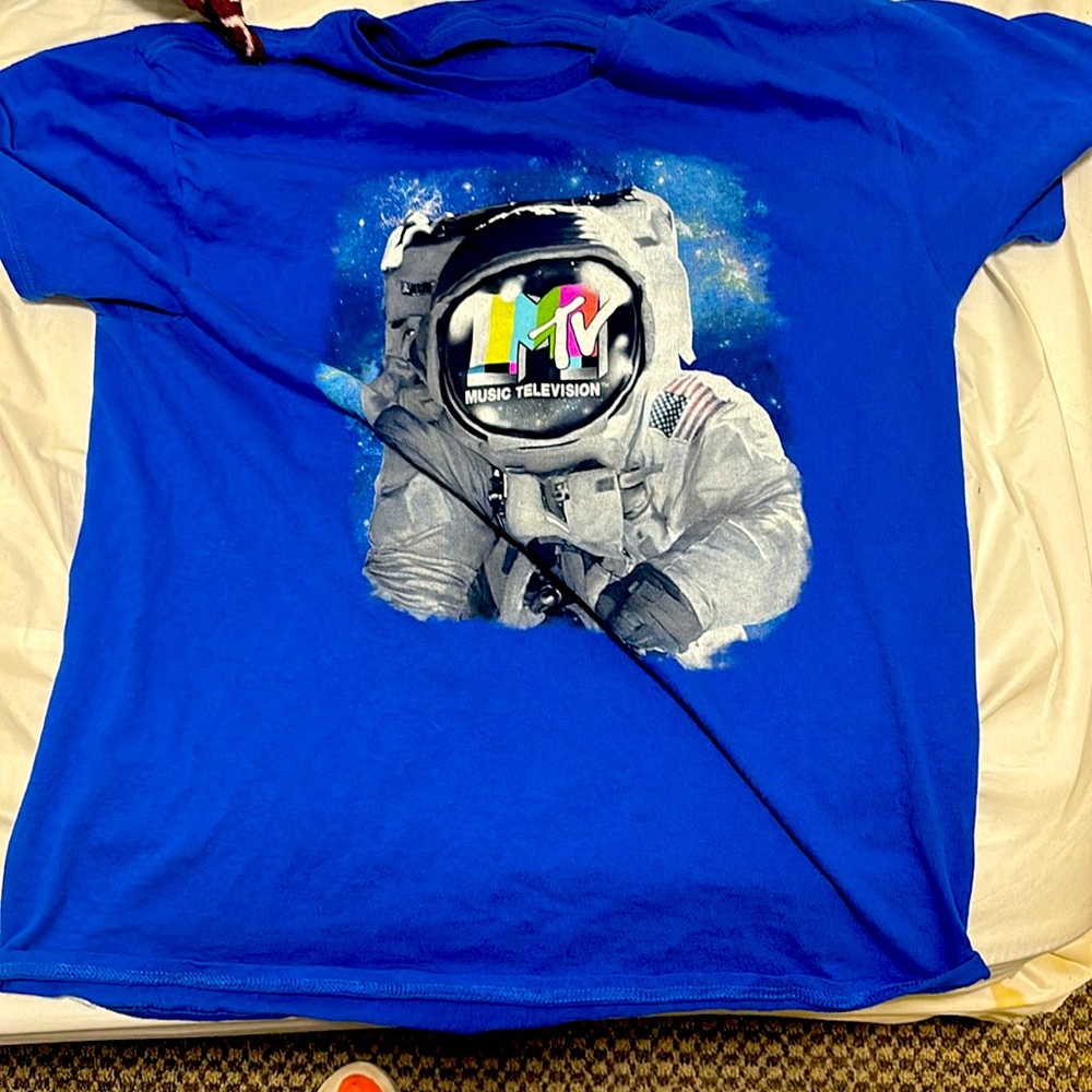 MTV SHIRT